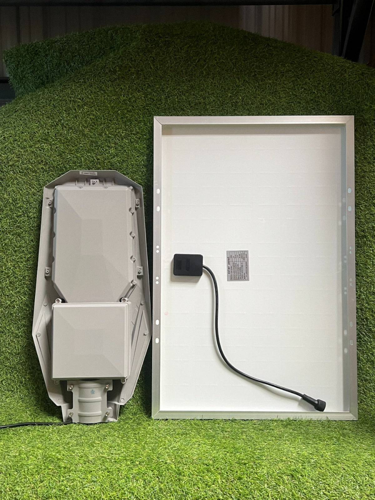 Lámpara Solar ZF-400-4000W con Panel Independiente | Ilumina hasta 23m